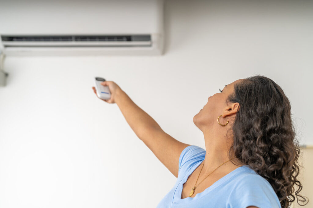 AC